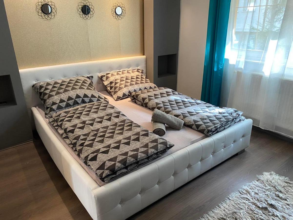 Gabrielle2 Apartman Дебрецен Экстерьер фото