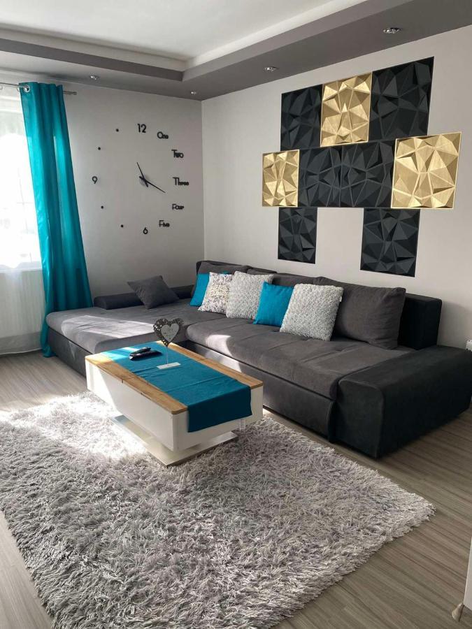 Gabrielle2 Apartman Дебрецен Экстерьер фото